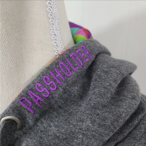 Disney NWT Epcot International Food/Wine Festival 2021 Passholder Rainbow Hoodie - Picture 6 of 11